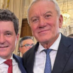 primarul constantin toma prezent la investirea lui nicusor dan romanii au ales un om foarte inteligent psd sa intre la guvernare 6834a7023a82c