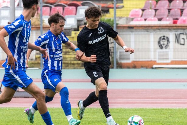 program meciurile de baraj pentru promovarea in liga 2 sunt azi cs dinamo si poli timisoara joaca gloria bistrita si fc bacau deja calificate 682dc177bc380