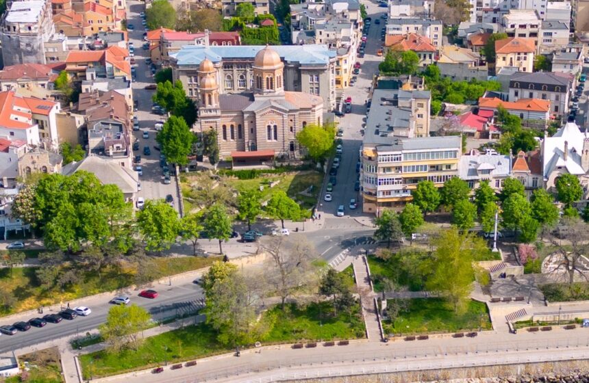 puz peninsula atacat la tribunal de firma ic development srl societatea voia sa construiasca un zgarie nori la poarta 2 681c21830c48f
