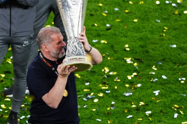 reactia lui ange postecoglou dupa ce tottenham a cucerit europa league si si a respectat promisiunea facuta in august 682ebafb6e87d