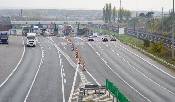 restrictii de circulatie timp de 8 ore pe a2 in zona fetesti pentru reparatii asfaltice 68219ab5e54ad