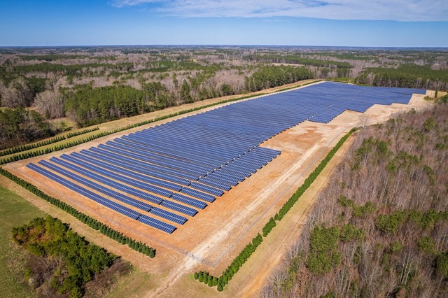 reteaua din spania neaga ca dependenta de energia solara ar fi de vina pentru pana de curent in timp ce aceasta se transforma intr un scandal politic 6813618de99d6