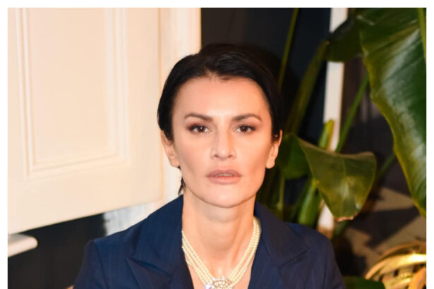 rux si opulenta nu intelege de ce este in continuare singura acum barbatul vrea si banii femeii video exclusiv 681ca091c4048