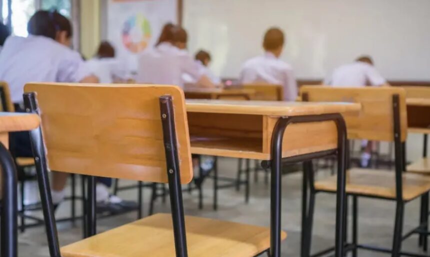 sa isi continue studiile sau sa aleaga o meserie ce i a determinat pe unii tineri din judetul constanta sa renunte la educatie 68304c9b88306