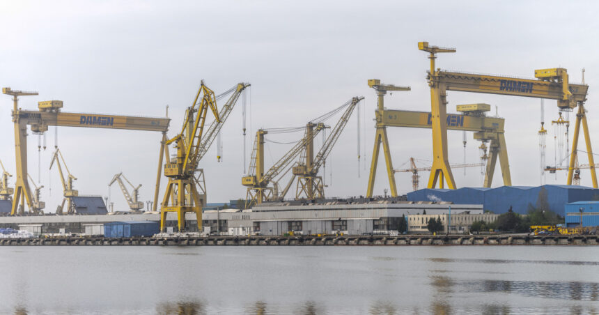 Sindicaliștii Damen Mangalia protestează vineri la București, iar o delegație va fi primită de ministrul Economiei. 1 sindicalistii damen mangalia protesteaza vineri la bucuresti o delegatie va fi primita de ministrul economiei 681dd42b94058