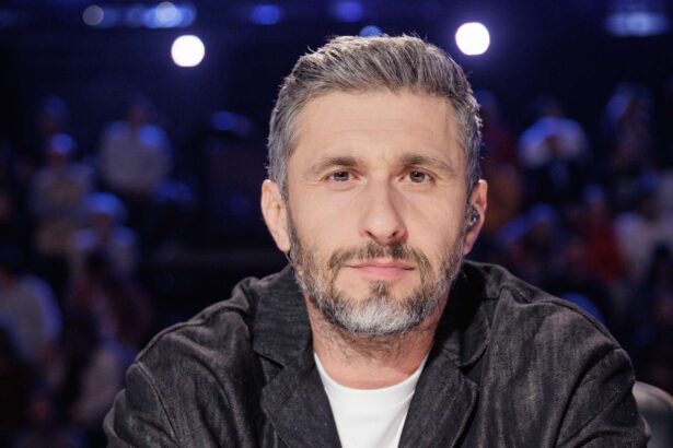 sofia fiica lui dragos bucur si a danei nalbaru nu locuieste cu parintii ei la tara vine din cand in cand 682d813f55aed