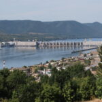 sute de pesti morti in lacul de acumulare al barajului de la portile de fier 1 6813223784038