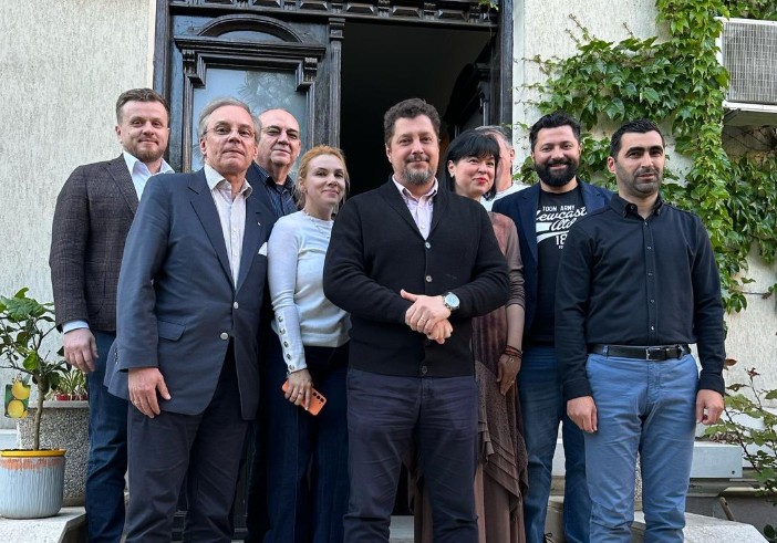 tarziu isi prezinta partidul nu voi mai face nici o concesie propagandistilor platiti sa ne atace in presa de partid si pe canalele de socializare 682f443060e5c