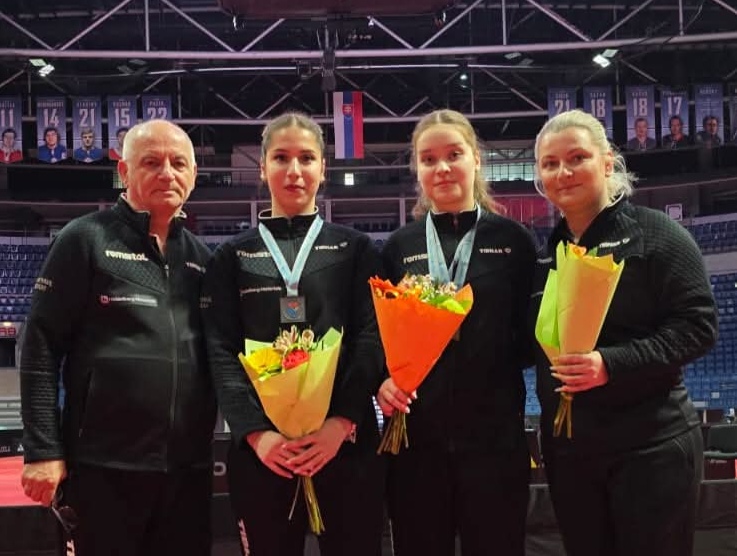 trei medalii pentru fetele de la csm constanta la europenele de tenis de masa la tineret 682227900a376