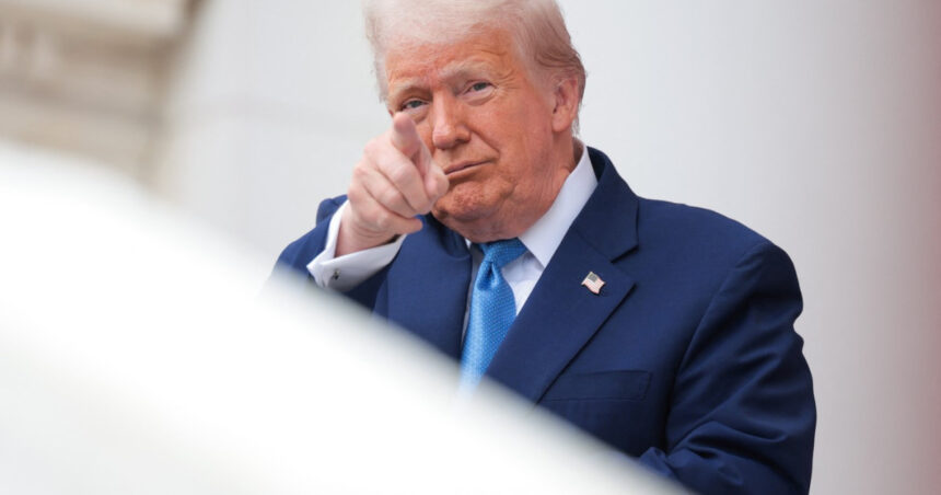 trump da asigurari ca va castiga batalia impotriva universitatii harvard nebuni radicalizati scandalagii 683572f0c978d