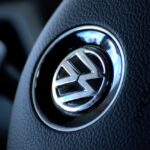 ultima ora patru fosti manageri de la volkswagen au fost gasiti vinovati de frauda in scandalul manipularii emisiilor automobilelor echipate cu motoare diesel 68343adf25be2