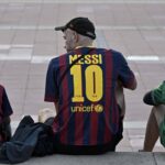 urmasul lui messi la barcelona la cine va ajunge tricoul cu numarul 10 din vara 682c1b8e3e7fe