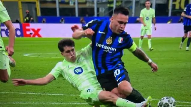 verdictul specialistului dupa penalty ul primit de inter m am uitat de 80 de ori nu vad contactul 681a726101162