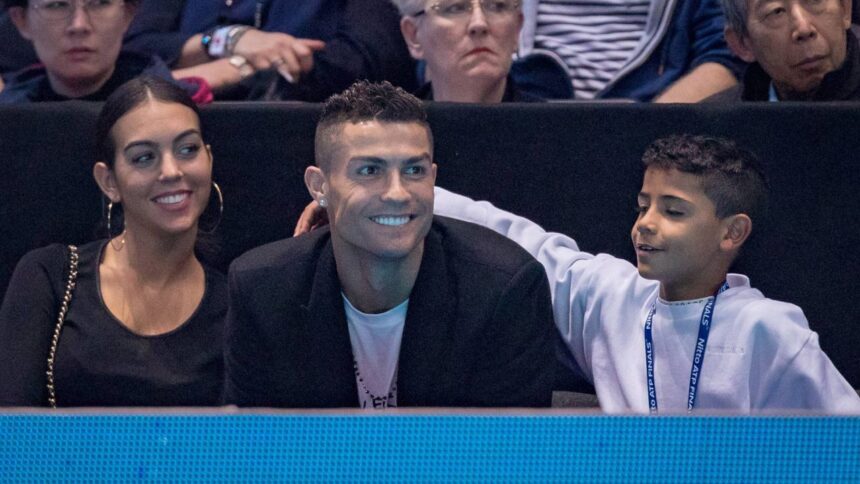 veste excelenta pentru cristiano ronaldo fiul sau a fost convocat la nationala 681a218da71f2