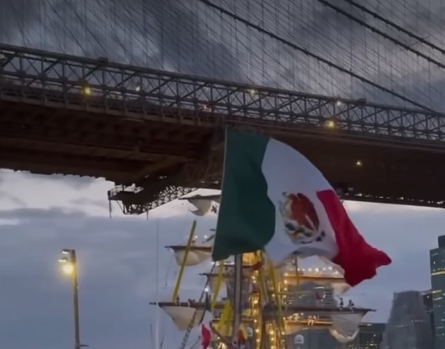 video 22 de persoane au fost ranite dupa ce o nava de antrenament a marinei mexicane a lovit podul brooklyn din new york 68296fcac6aaf