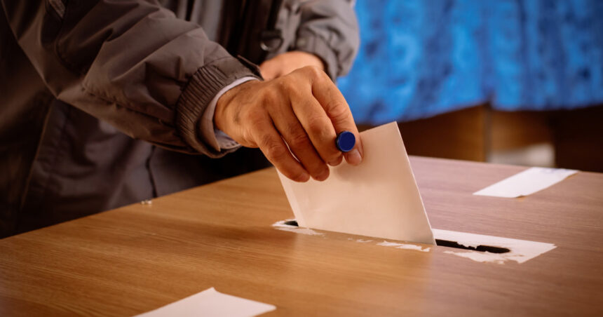 video alegeri prezidentiale 2025 turul 1 batranii care merg de fiecare data la vot este o datorie de onoare a cetateanului 681785c5db6c6