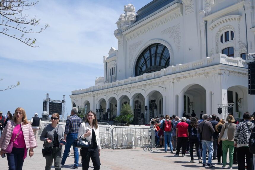 video cat costa sa vizitezi cazinoul constanta 6835ea964d274