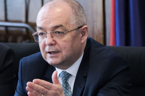video emil boc astazi practic avem un referendum pentru mentinerea romaniei in ue sau pentru iesirea romaniei din ue 68299f81a4352