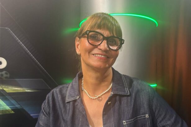 video exclusiv de necrezut valeria racila campioana olimpica incurcata de autoritatile romane m a sunat arafat 6818fa3e33789