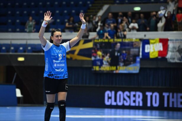 video exclusiv dunarea braila csm bucuresti ultima deplasare a legendei cristina neagu live de la 1730 pe pro arena si voyo 68259595ade50