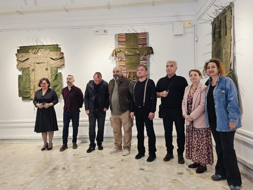 video galerie foto vernisajul expozitiei de sculptura eu si imprejurarile mele la muzeul de arta constanta 681407981f14c