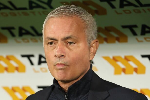 video mourinho batjocorit in turcia ce a putut sa faca galatasaray la ultimul meci 682c22a93baa2