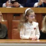 video nicusor dan despre ziua investirii sale ca presedinte fetita a spus ca s a plictisit la discurs 683572f87d7d9