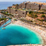 video reguli stricte pentru turistii din gran canaria fara umbrele gatit sau dus pe plaja amenzile ajung la 3 000 de euro 68280b724622e
