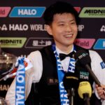 video soc la crucible chinezul suspendat aproape 2 ani pentru meciuri aranjate a devenit campion mondial la snooker 6819b10258778