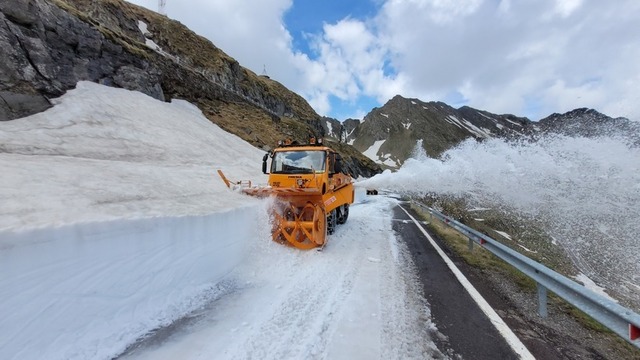 video transfagarasanul se deschide anul acesta mult mai devreme decat in trecut 681a039de20ae