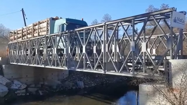 video un pod provizoriu pe care se va putea circula inclusiv cu autovehicule de mare tonaj va fi amplasat pe centura orasului baia mare unde podul peste raul sasar s a surpat 6836be302e14d