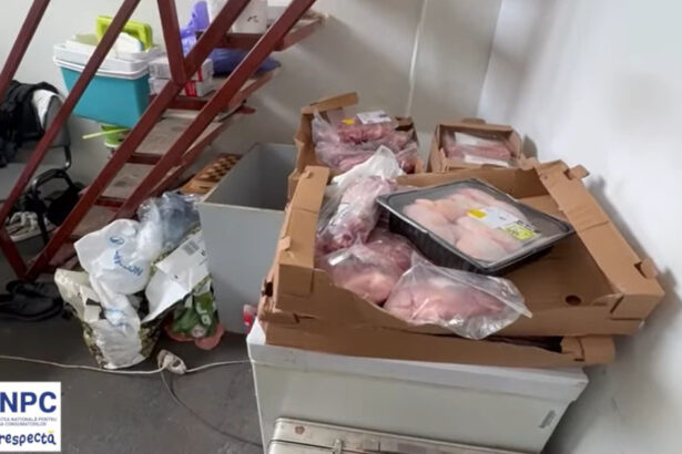 videofoto anpc a inchis 16 unitati de pe centura capitalei amenzi si produse retrase ciorapi miros infect si produse alimentare 681c81f77a7d9