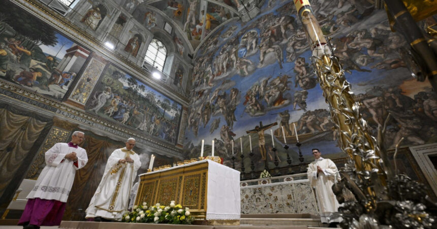 videofoto papa leon al xiv lea a oficiat vineri prima sa slujba in capela sixtina ce a spus in omilie 681de96e96762