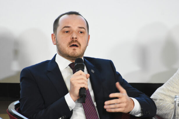 alexandru rogobete sunt in constructie 14 spitale prin pnrr ne bazam pe aceste 14 santiere 685fa3e0e211a