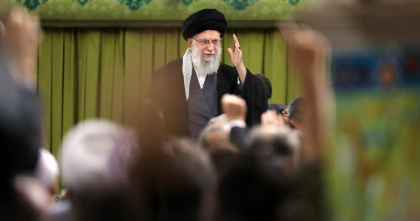 analiza iranul se confrunta cu alegeri dificile in timp ce isi calibreaza urmatoarea miscare impotriva sua si israelului cnn 6857c0b9b42b0