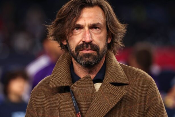 andrea pirlo este la un pas sa antreneze trei fotbalisti romani 683e8cf21294e