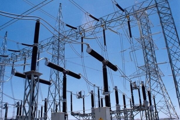 anunt comisia europeana tarile ue pot finanta de la bugetele lor de stat anumite investitii in retelele energetice pentru a tine sub control tarifele platite de consumatori 6842bbf946034