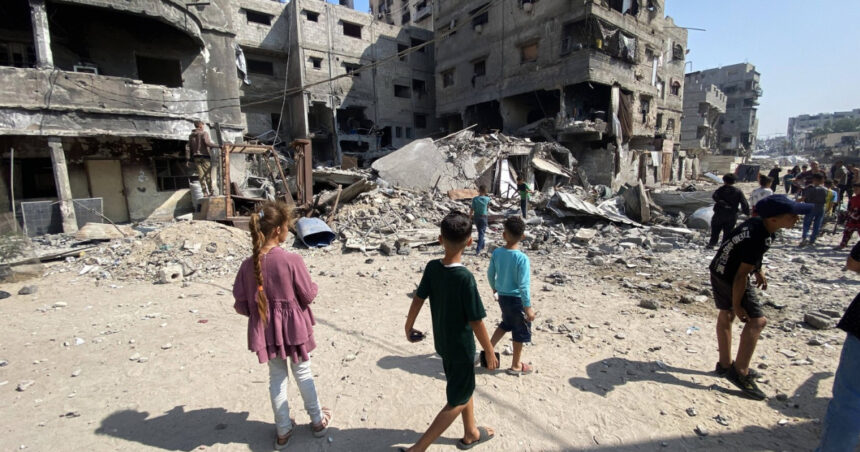 apararea civila din gaza spune ca 36 de oameni au fost ucisi de fortele israeliene focuri de arma in apropierea unui centru umanitar 684458f5e9793