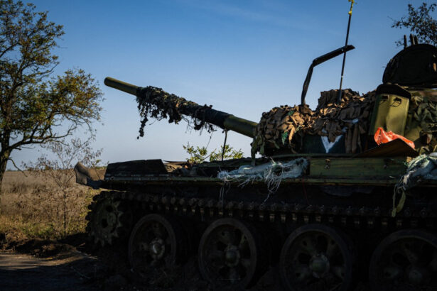 armata rusa e nevoita sa refoloseasca tancuri t 62 vechi pentru posturi fixe de tir potrivit gru 686033110e0f6