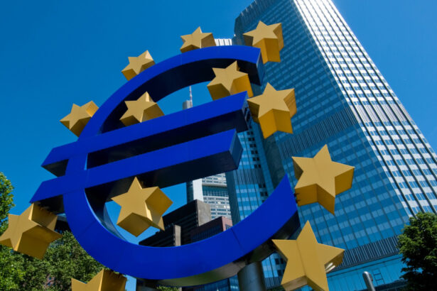 banca reglementelor internationale avertizeaza ca economia mondiala se afla intr un moment de cotitura 68624ec3ea766