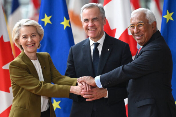 canada se distanteaza de sua si semneaza un pact militar istoric cu ue ursula von der leyen este doar inceputul 685a481216067