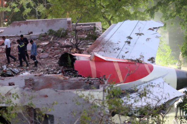 cand va fi publicat raportul anchetei privind tragedia aviatica din india ambele cutii negre au fost gasite 684ff0851a2ed