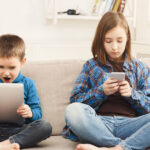 care este impactul internetului asupra copiilor politia arata ca 1 din 6 elevi considera importanta realizarea provocarilor online 68610d0c6dbf8