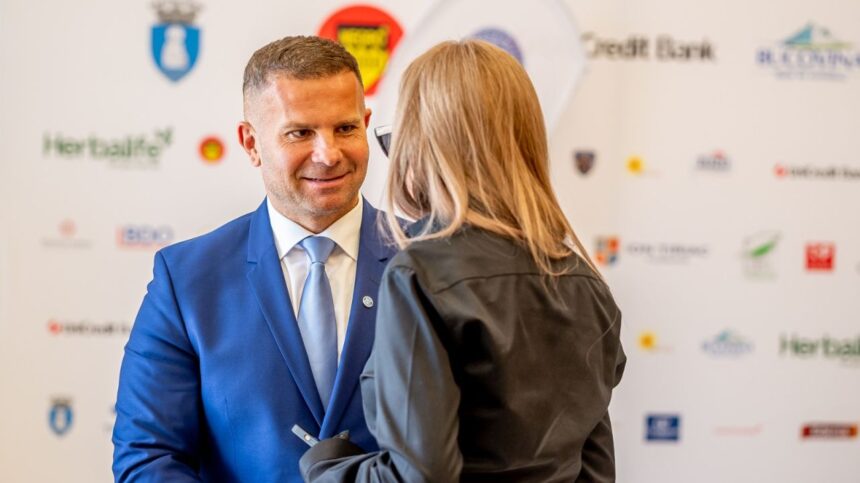 ce lovitura romania si a depus candidatura pentru organizarea mondialului 686272cc3b5cc