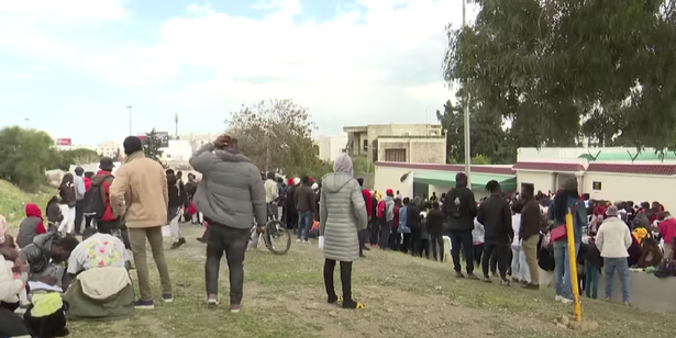 cererile de azil in ue au scazut cu 13 anul trecut iar deciziile de protectie temporara pentru ucrainenii fugiti din tara s au redus cu 26 68559d50adc7b