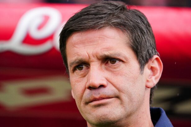 chivu ca o vedeta de hollywood inter a facut marele anunt in privinta romanului 684d76f6b8190