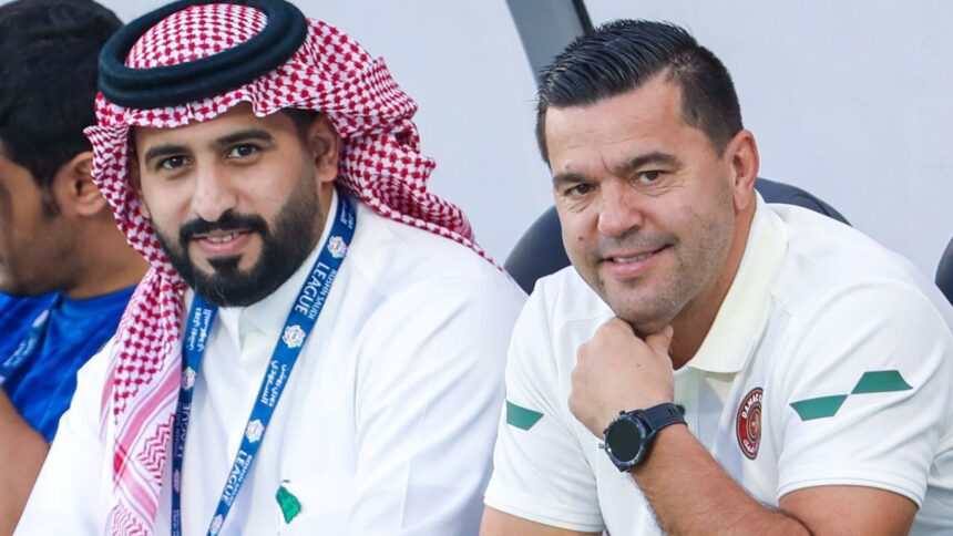 cosmin contra a semnat urmeaza prezentarea oficiala salariul sau astronomic 685ff67d90d85