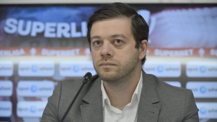 Plecările de la Rapid continuă! Angelescu a anunțat primul nume de pe „lista neagră“: „Un transfer nereușit!“ 1 curg plecarile de la rapid angelescu a prezentat primul nume de pe lista neagra un transfer nereusit 6846d4feb09d8