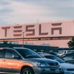 directorii tesla l au luat la intrebari pe musk dupa ce a dezmintit ca a oprit proiectul masinii de 25 000 de dolari 683db1371fb71