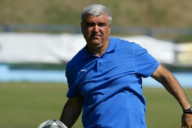 doliu in fotbalul romanesc a murit vasile manaila fost jucator la universitatea craiova si farul 6847f0d48c6d8